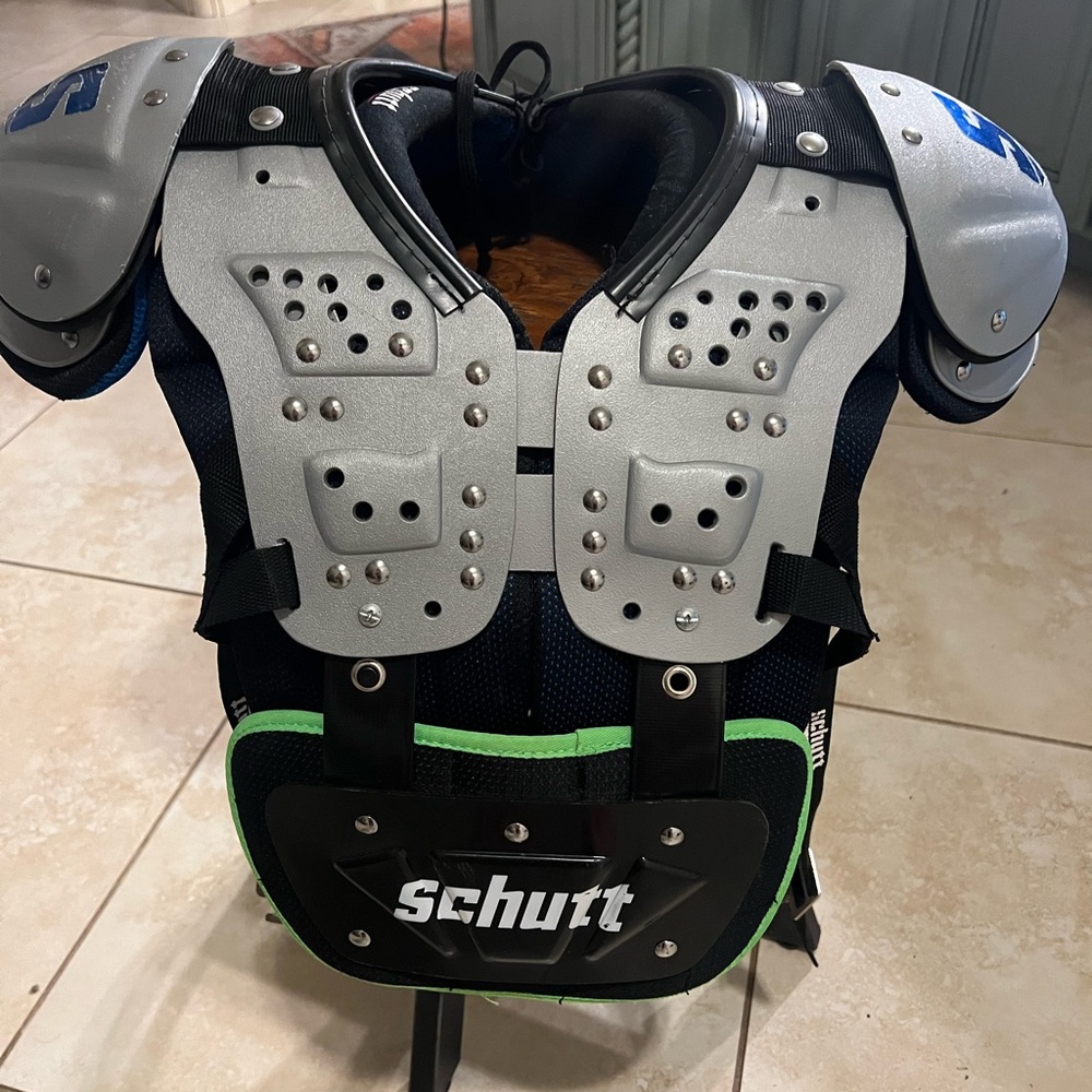Schutt football pads…youth size small 12-13”